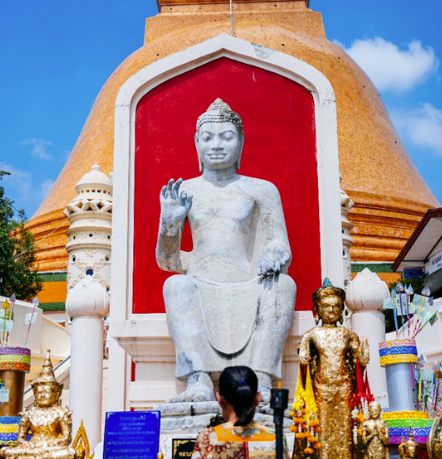 พระศิลาขาวและพระศิลาเขียว